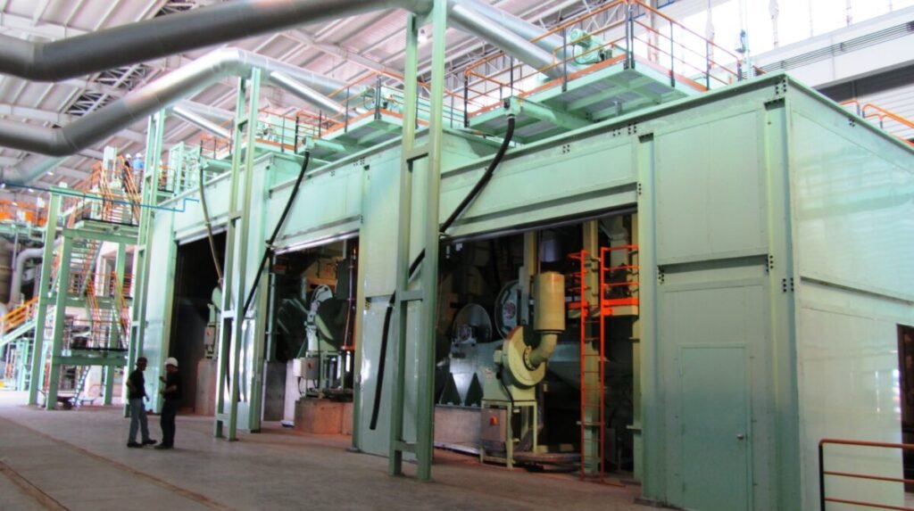 Large rust removal shot blasting machine